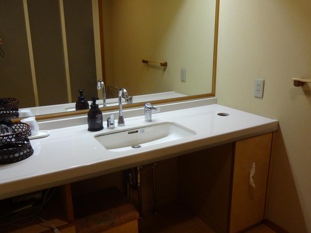 โฮเต็ล โทโคเอ็น Hotel โยนาโกะ ภายนอก รูปภาพ
